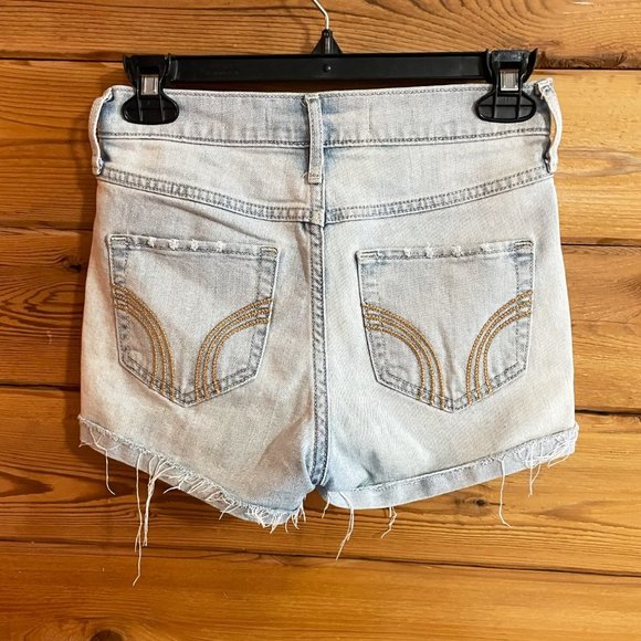 Hollister High Rise Super Skinny Jean light Wash Shorts 0/24 - Picture 3 of 7